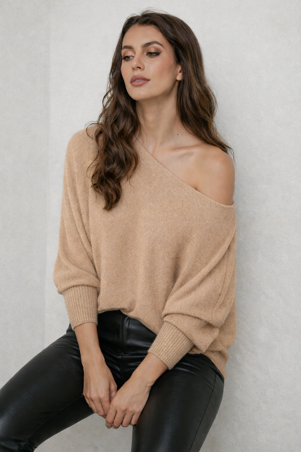 Mila Pullover Sweater